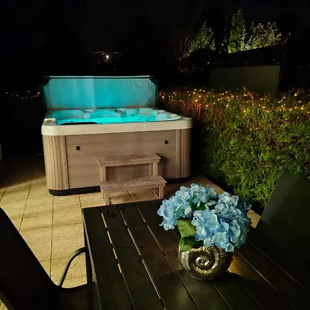 Willa Sunny House *